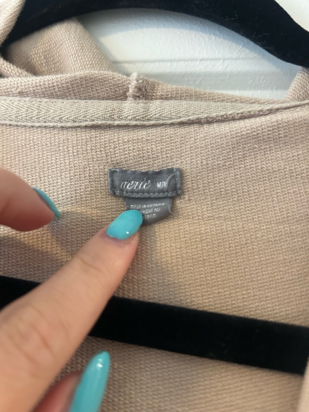 aerie Neutral Beige lightweight hoodie